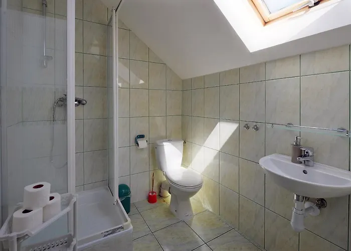 Apartamenty I Pokoje W Centrum Karpacza Homestay *