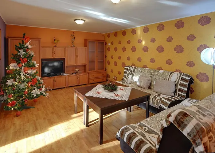 Apartamenty I Pokoje W Centrum Karpacza Homestay