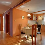 Quarto em Acomodações Particulares I W Centrum Karpacza *